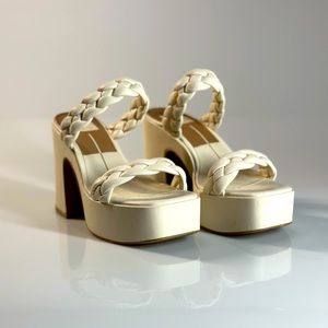 Dolce Vita Size 6 Ivory Braided Platform Sandals